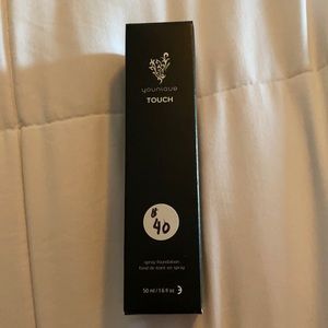 Organza Spray Foundation Younique